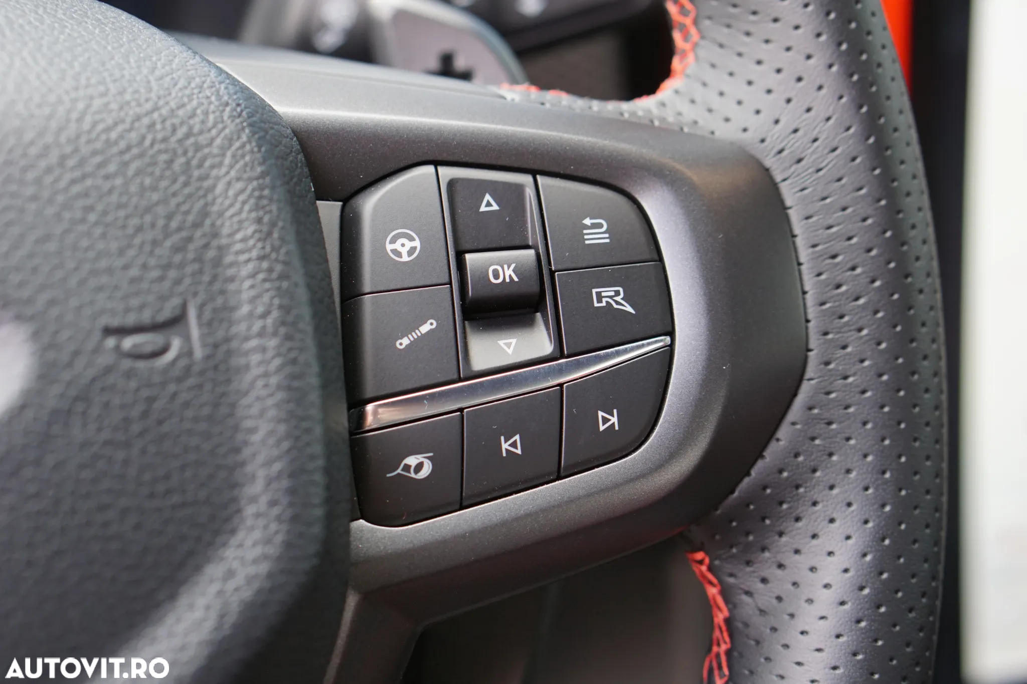 Ford Ranger Pick-Up 3.0 EcoBoost 288 CP 4x4 Cabina Dubla Raptor Aut. - 10