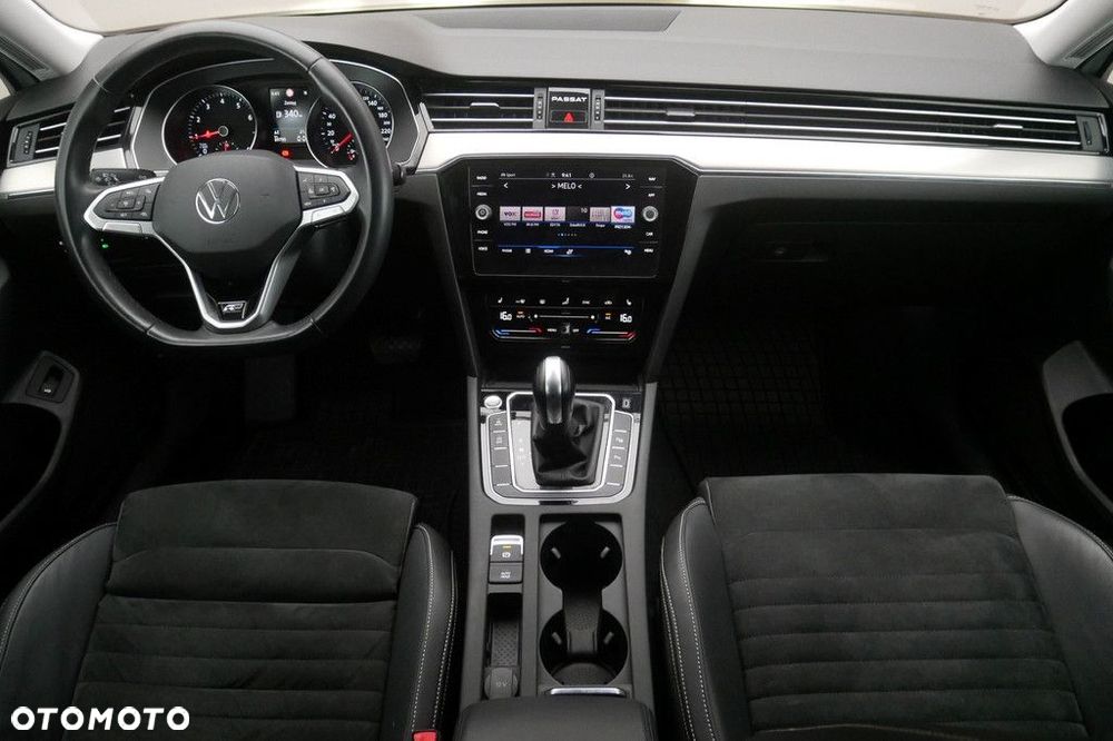 Volkswagen Passat 1.5 TSI EVO Elegance DSG - 8