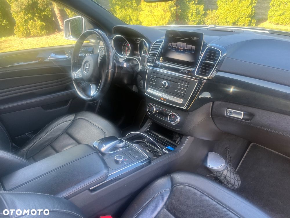 Mercedes-Benz GLE - 7