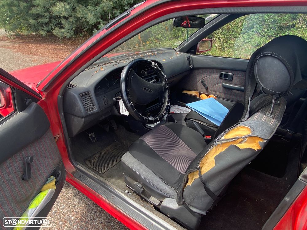 Toyota Corolla - 4