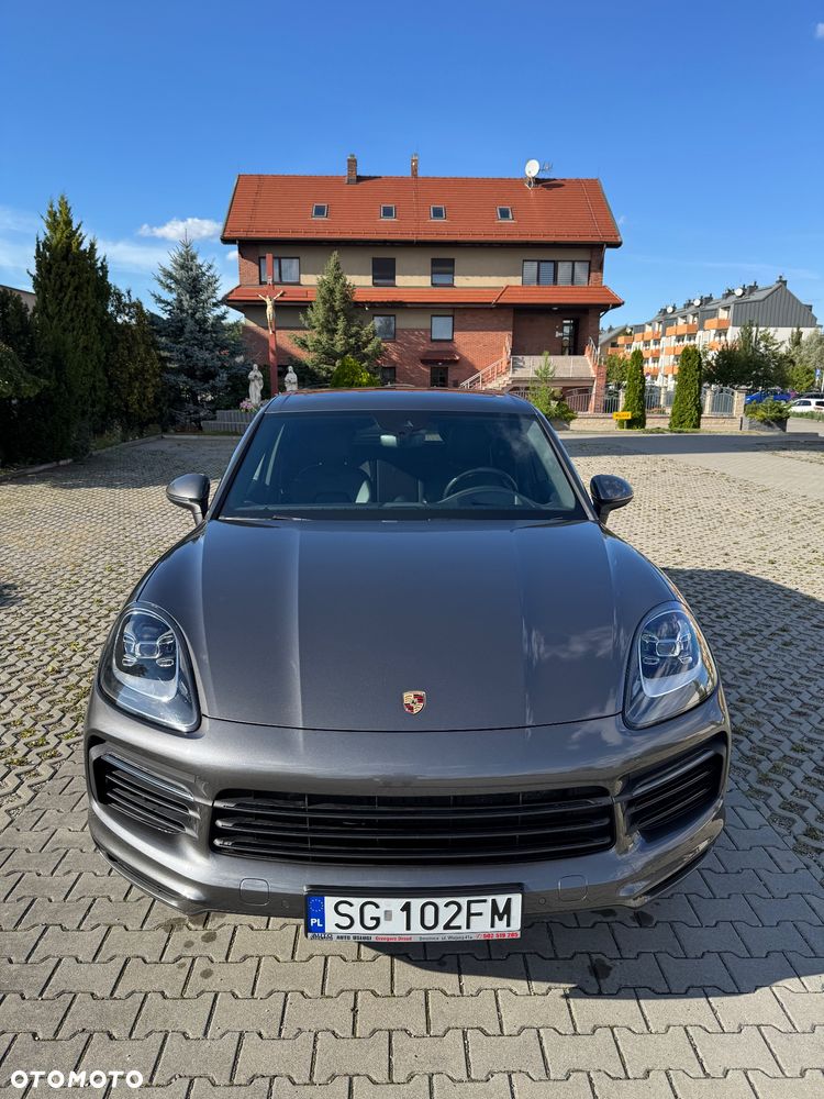 Porsche Cayenne - 2