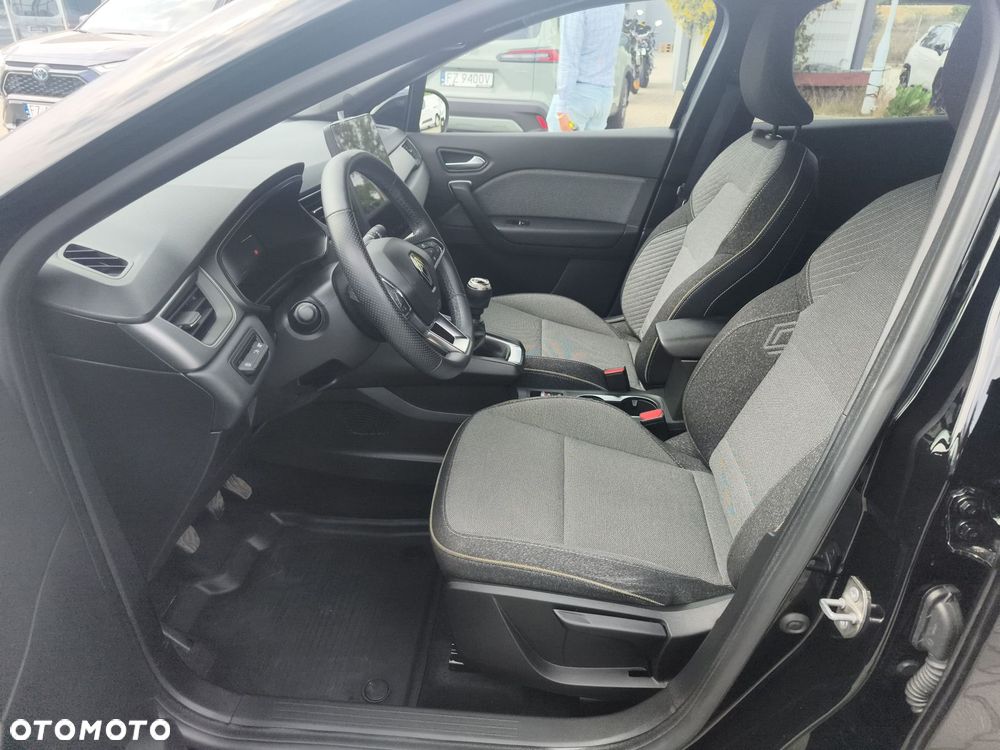 Renault Captur 1.3 TCe mHEV Techno - 15