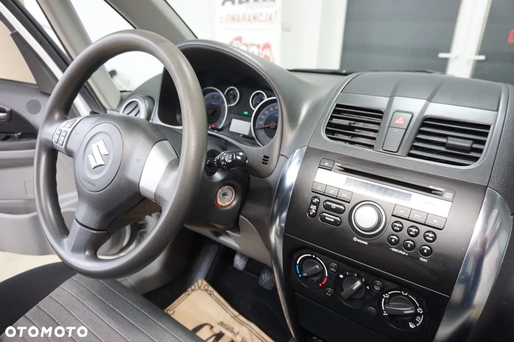 Suzuki SX4 - 26