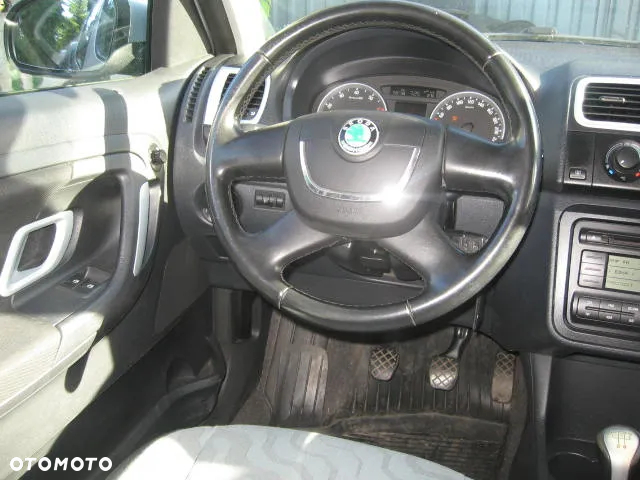 Skoda Roomster 1.4 16V Comfort - 14