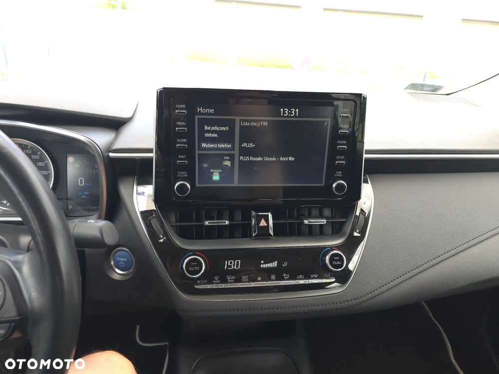 Toyota Corolla 1.8 Hybrid Comfort - 25