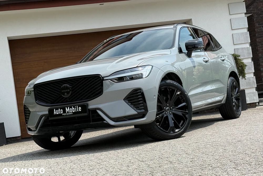 Volvo XC 60 B5 B AWD Plus Dark - 4