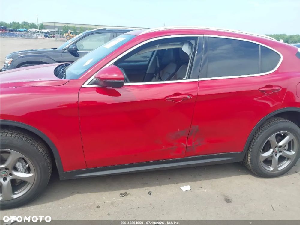 Alfa Romeo Stelvio - 7