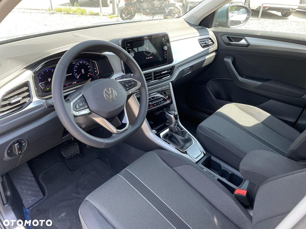 Volkswagen T-Roc - 11