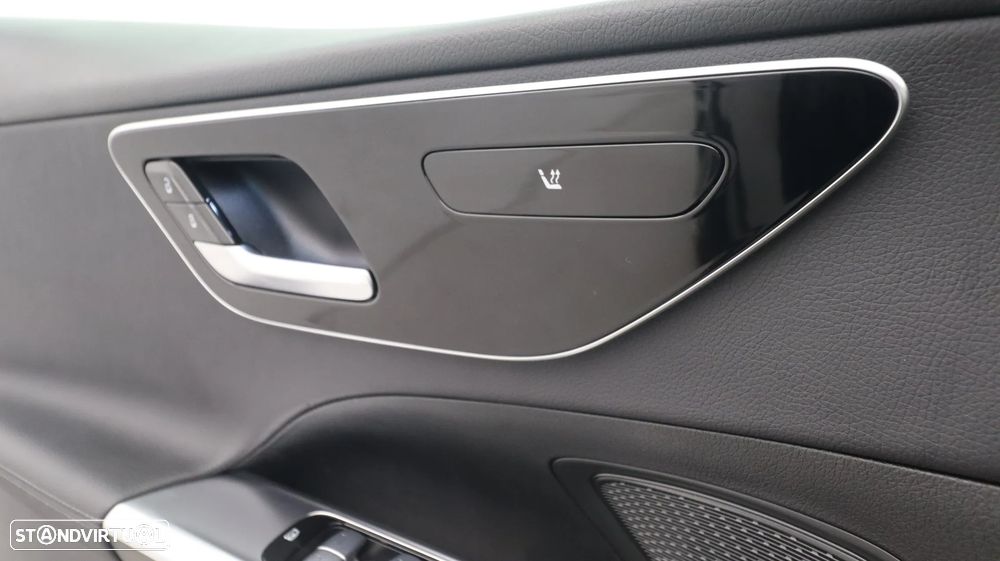 Mercedes-Benz C 300 e Avantgarde - 23