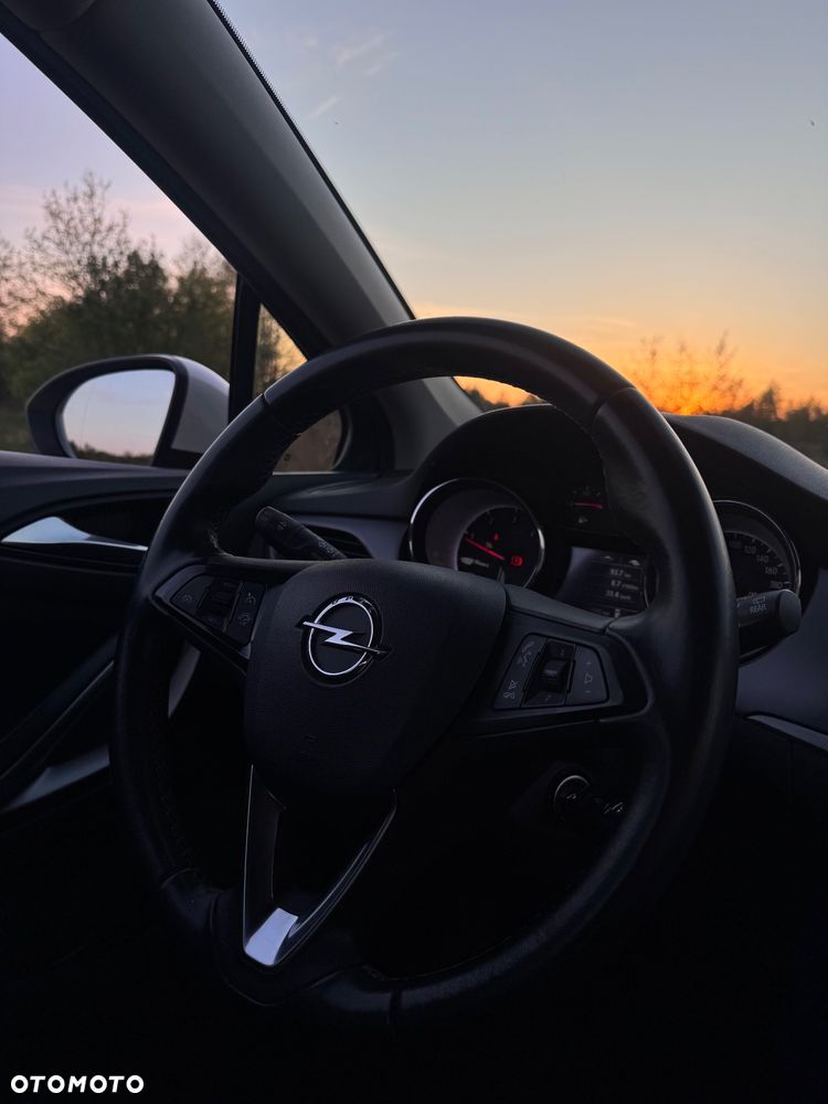 Opel Astra 1.6 CDTI Enjoy S&S - 13