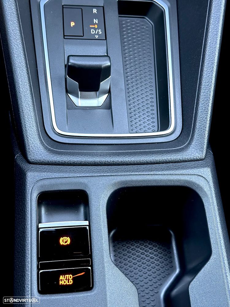 VW Caddy - 22