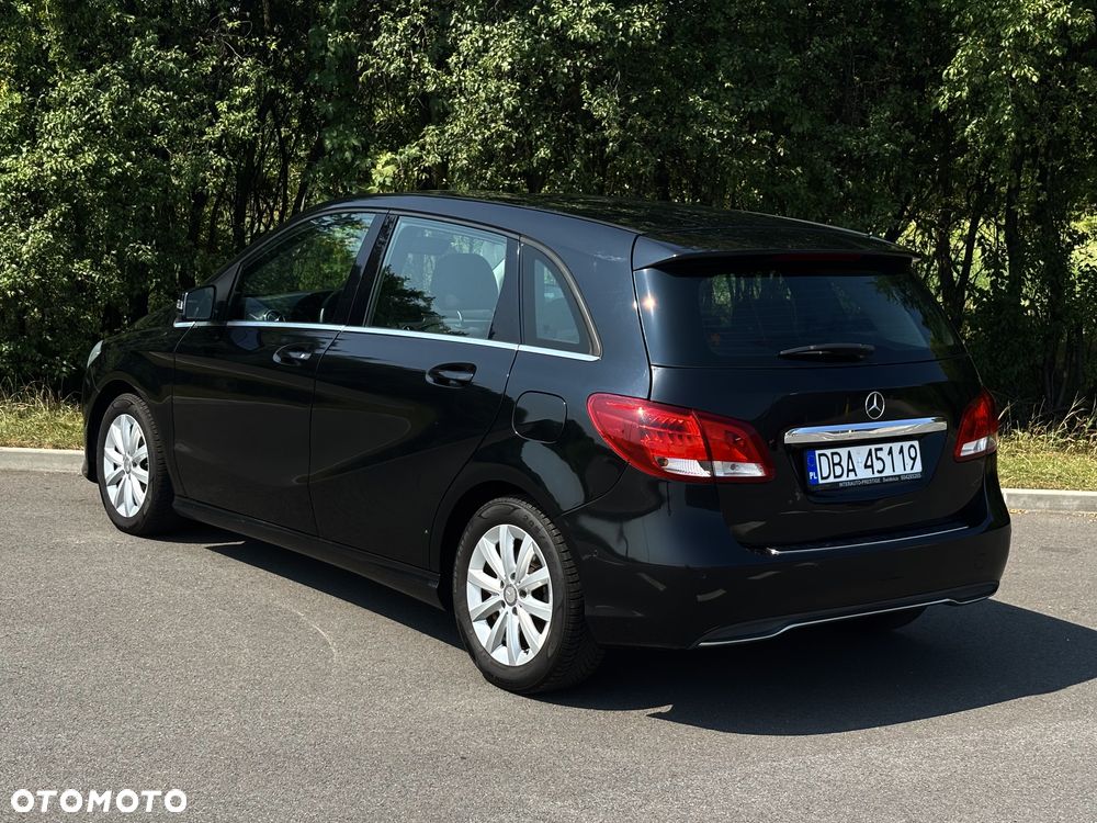 Mercedes-Benz Klasa B 180 d BlueEFFICIENCY Edition Style - 16