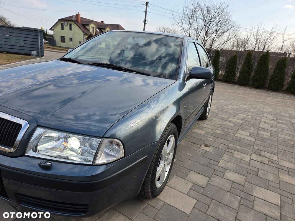 Skoda Octavia 1.8 T Elegance - 16