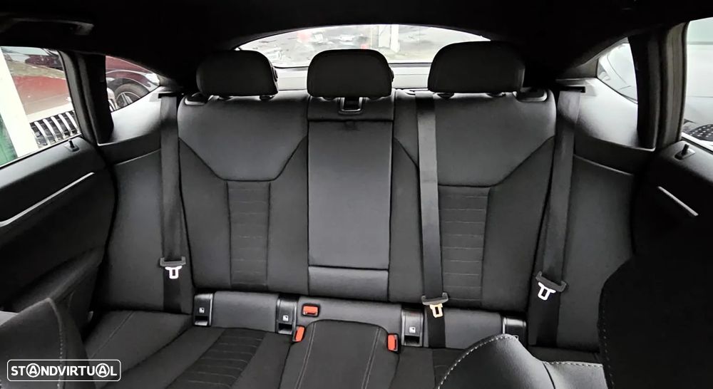 BMW i4 eDrive35 Gran Coupe - 25