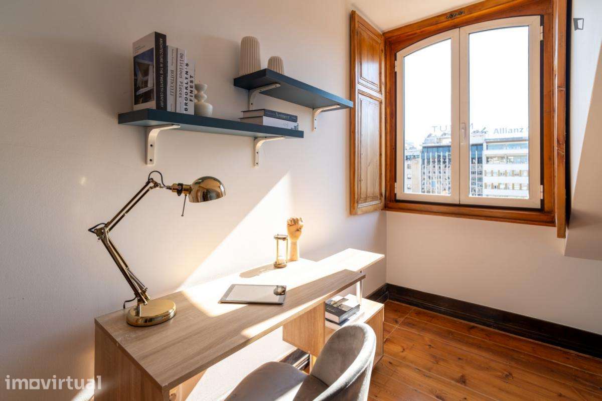 Quarto - localizado em Marquês de Pombal Lisbon - Grande imagem: 3/28