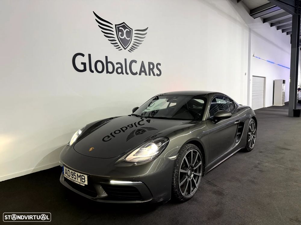 Porsche 718 Cayman - 1