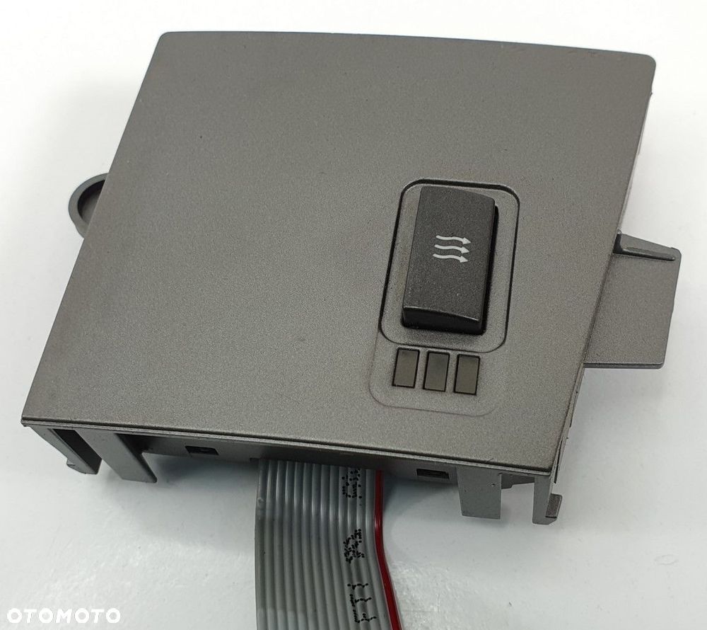 PANEL PRZYCISK PODGRZEWANIA FOTELA PRAWY BMW 7 E65 - 3