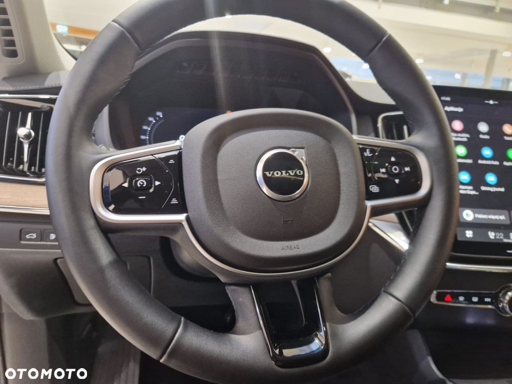 Volvo XC 90 T8 AWD Plug-In Hybrid Plus Black Edition 7os - 34