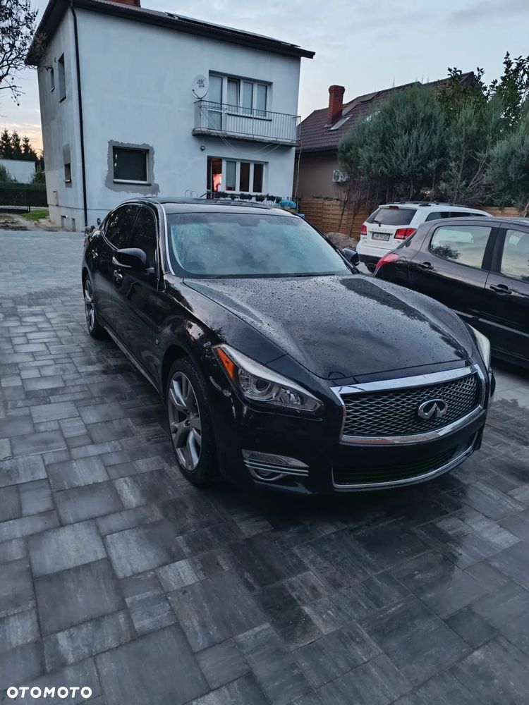 Infiniti Q70 3.7 Sport Tech - 4