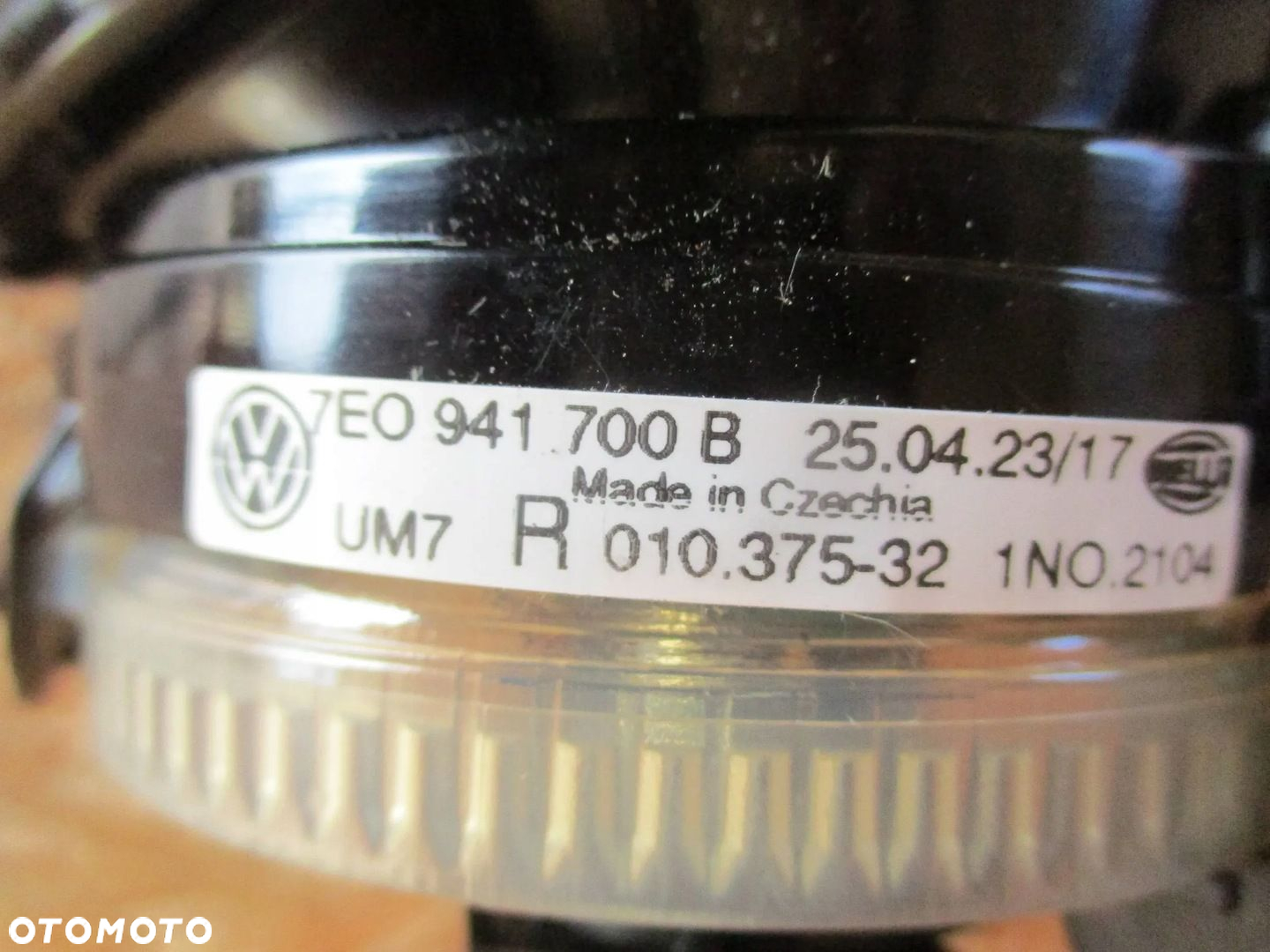 HALOGEN PRAWY VW T5 7E0 - 5