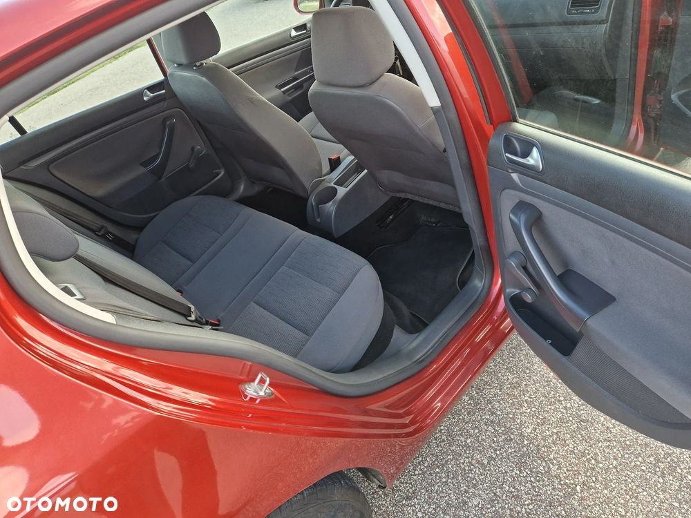 Volkswagen Golf 1.6 Edition - 17