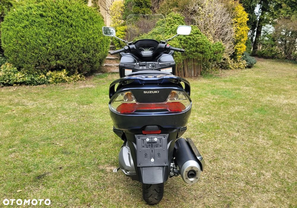 Suzuki Burgman - 20