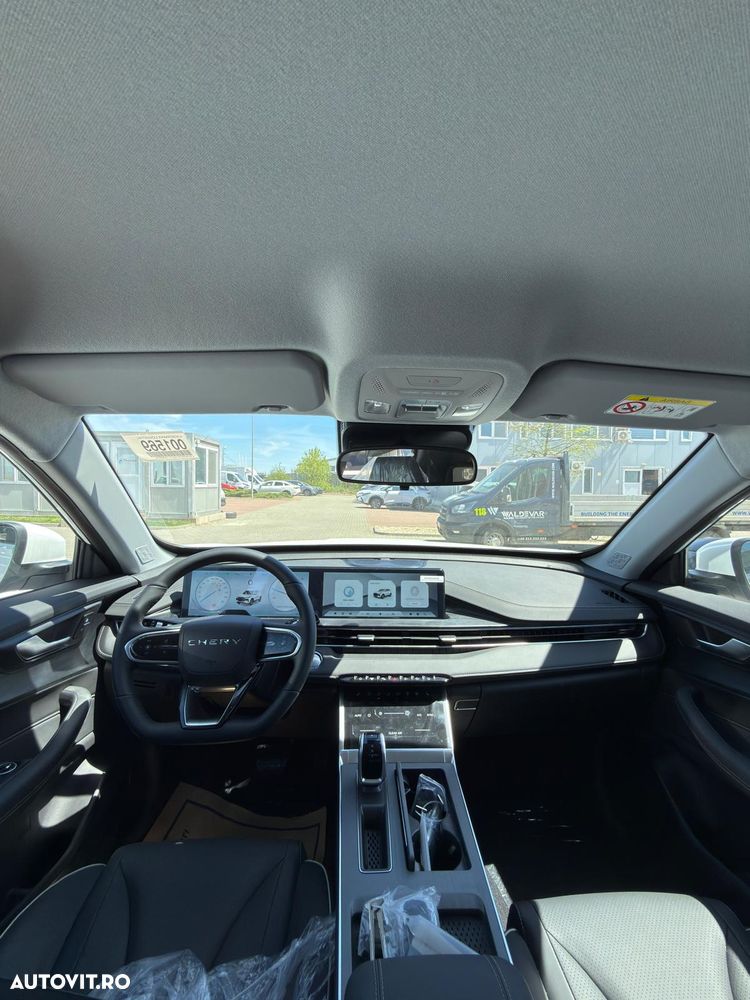 Chery Tiggo 4 1.5 TGDI DHT HEV Unique - 8