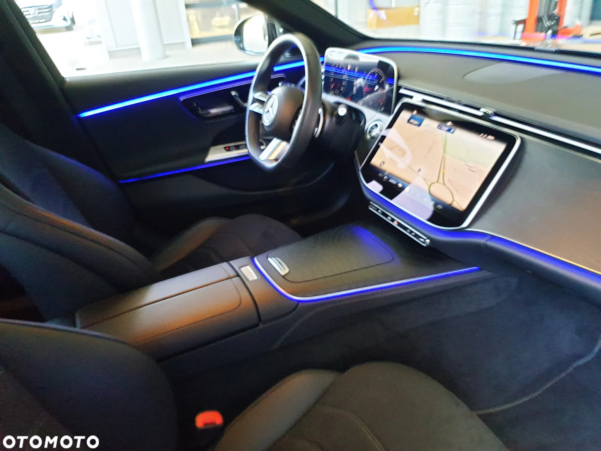 Mercedes-Benz Klasa E 220 d 4-Matic AMG - 19