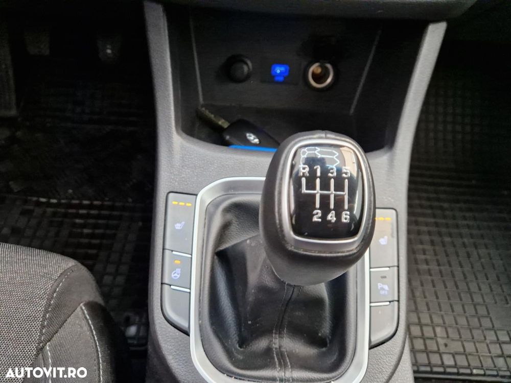 Hyundai i30 Wagon 1.5 110CP M/T Highway - 13