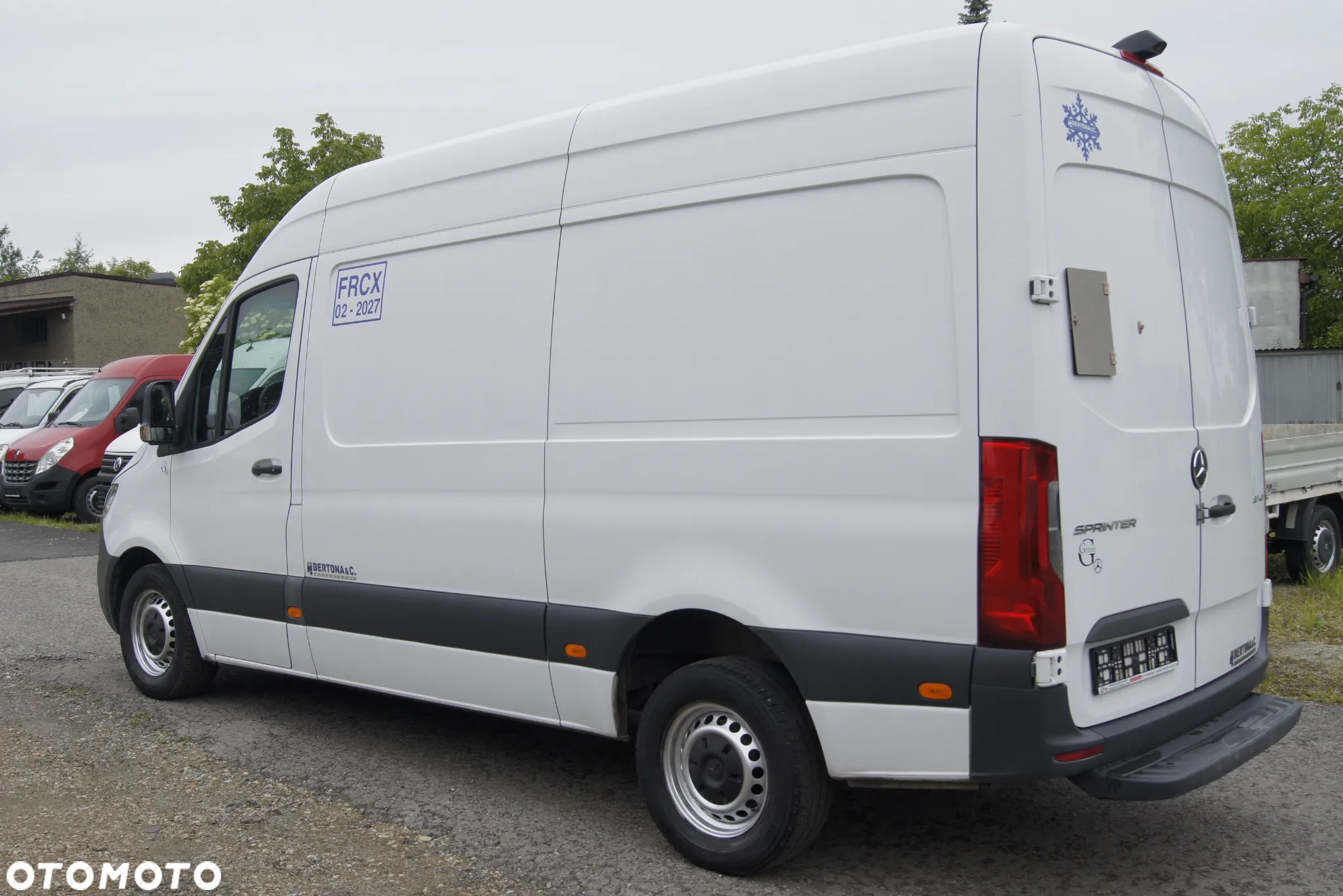 Mercedes-Benz Sprinter 317 - 7
