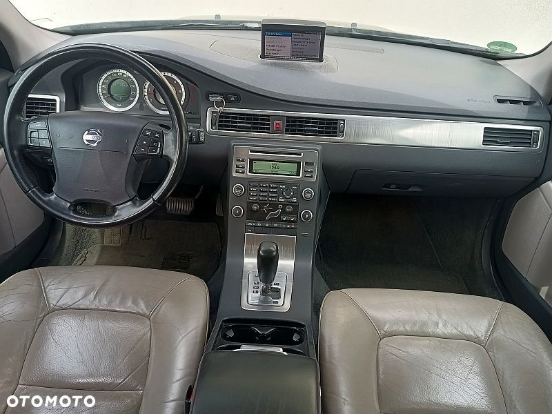 Volvo V70 D5 DPF Momentum - 5