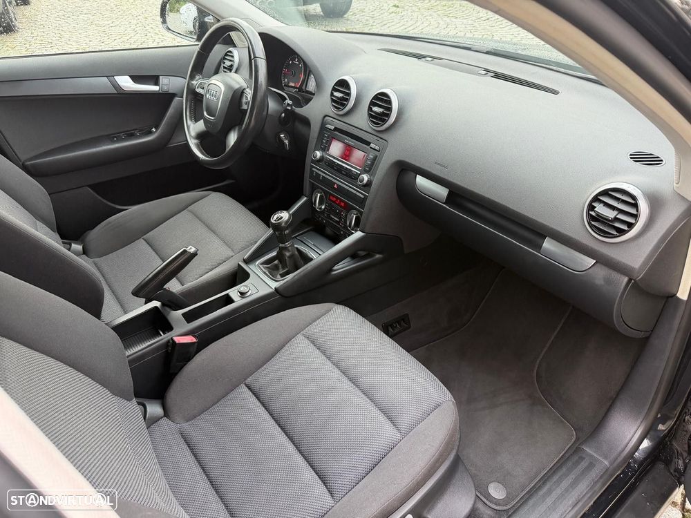 Audi A3 Sportback 2.0 TDi Sport - 8