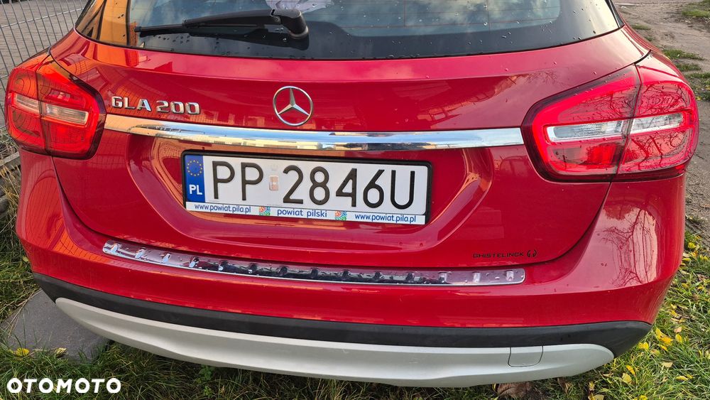 Mercedes-Benz GLA 200 - 5