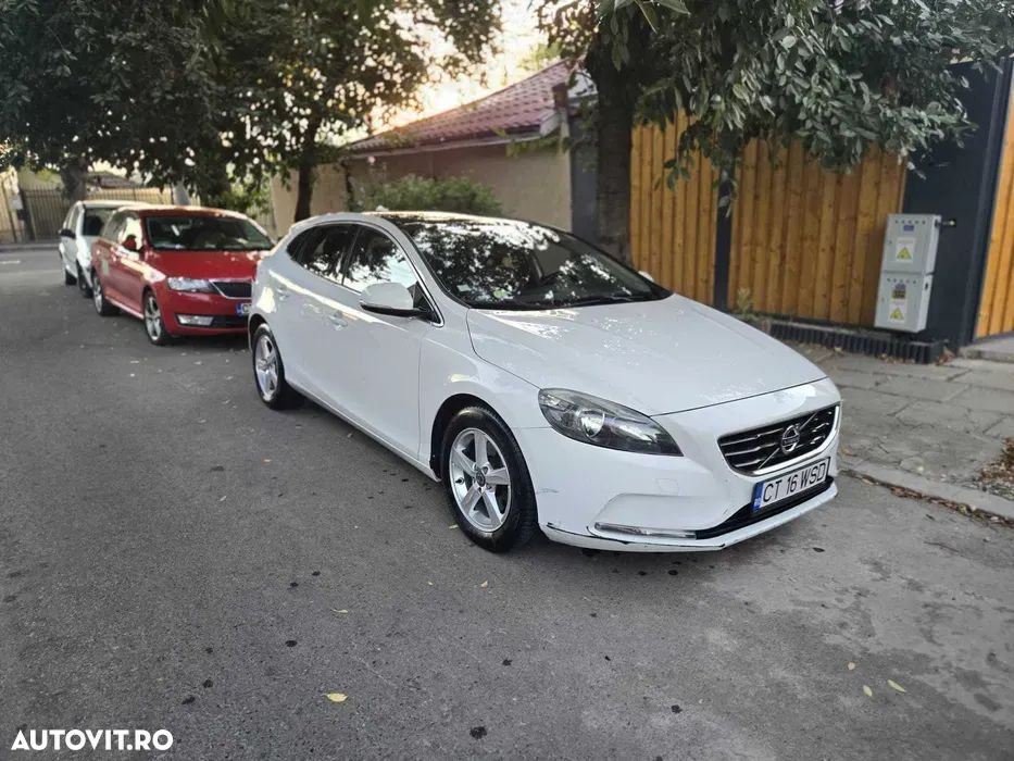 Volvo V40 D2 Aut. Momentum - 7