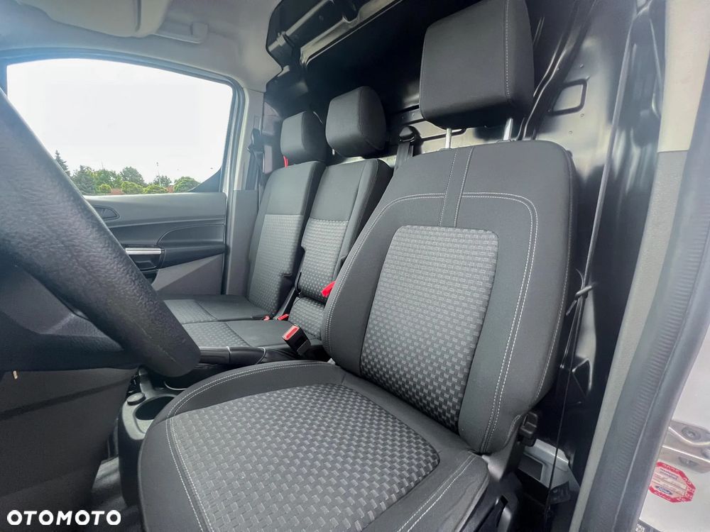 Ford Transit Connect - 24