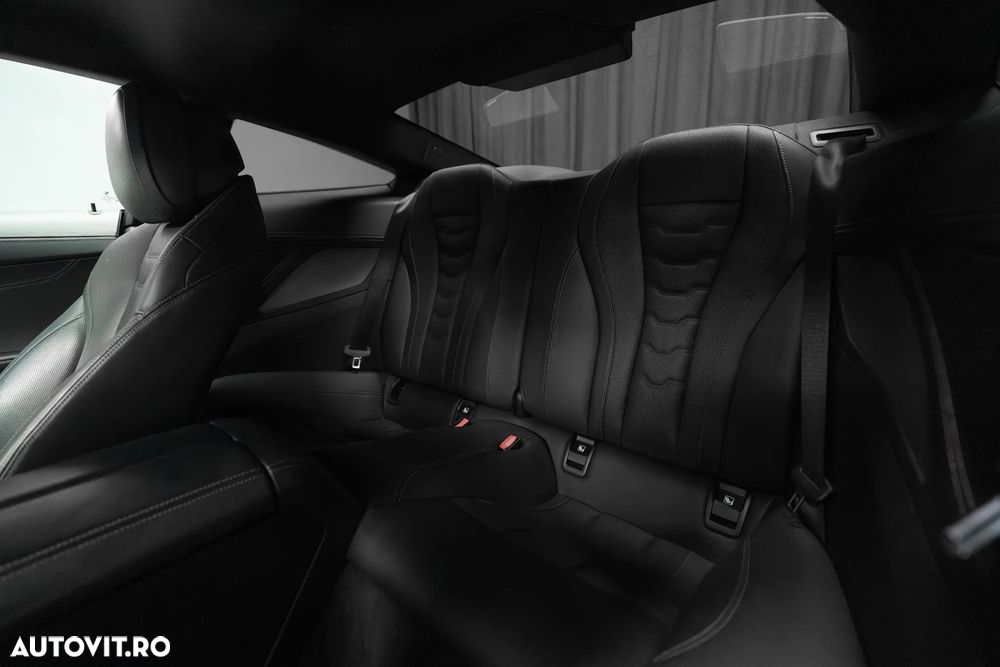 BMW M8 M850i xDrive AT - 25