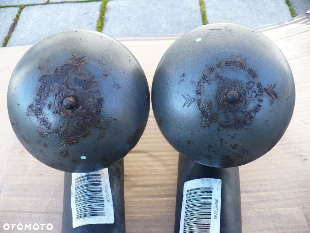 CITROEN C5 III 08-17 SILOWNIKI HYDRAULICZNE TYL - 30