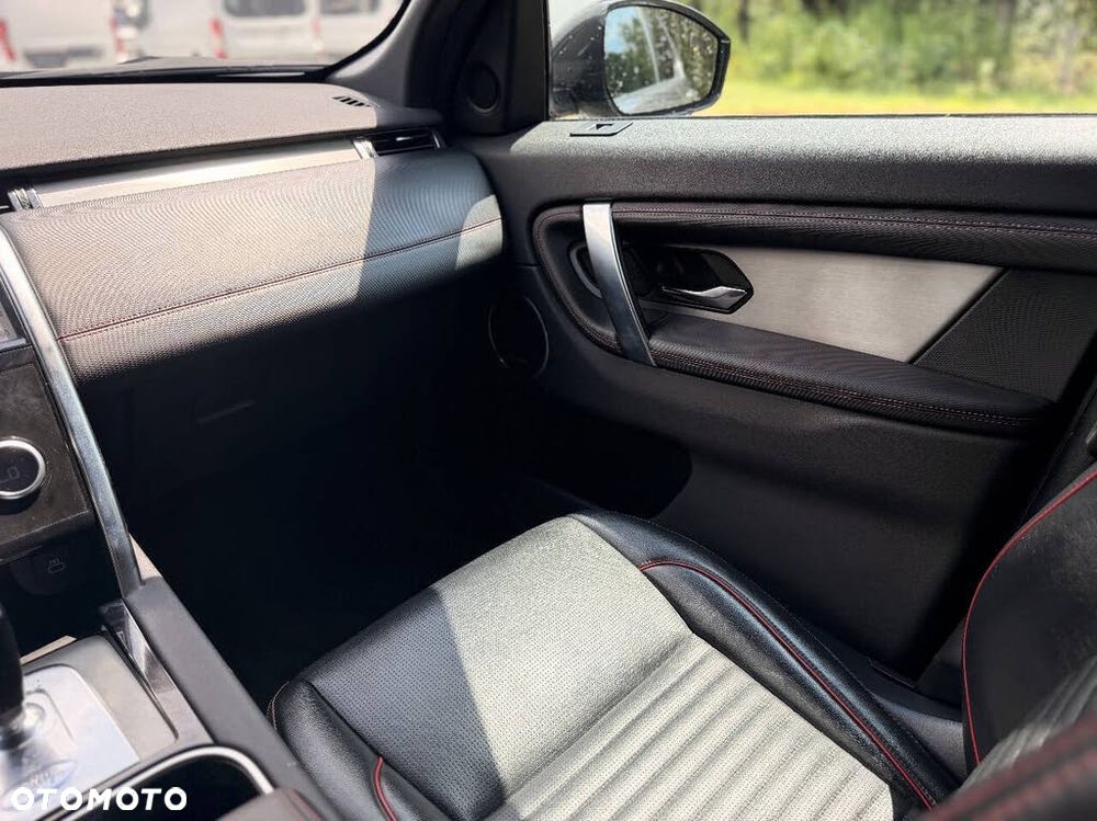Land Rover Discovery Sport - 17