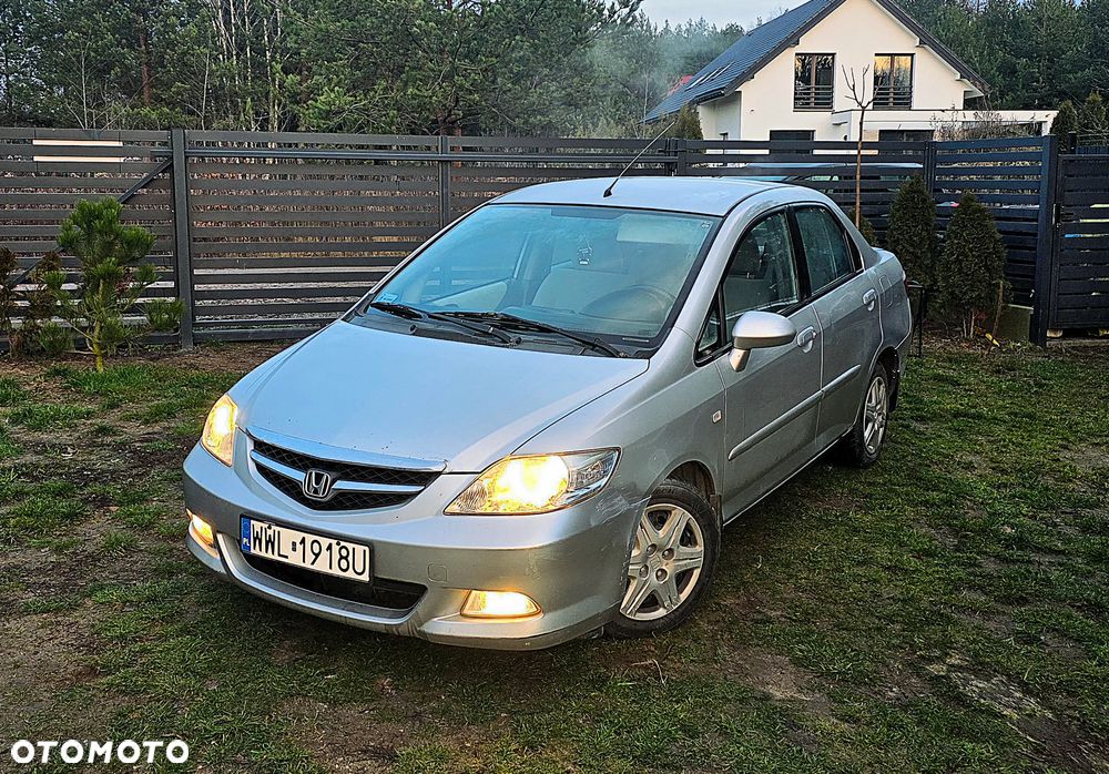 Honda City 1.4 Comfort - 2