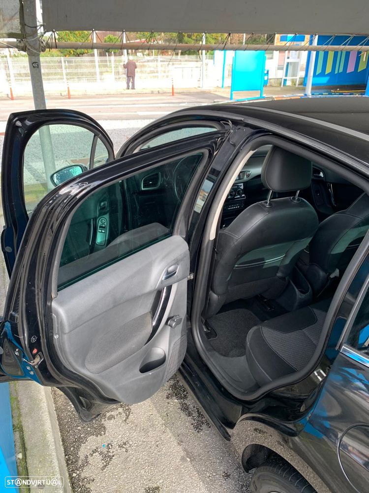 Citroën C3 1.2 VTi Attraction - 10