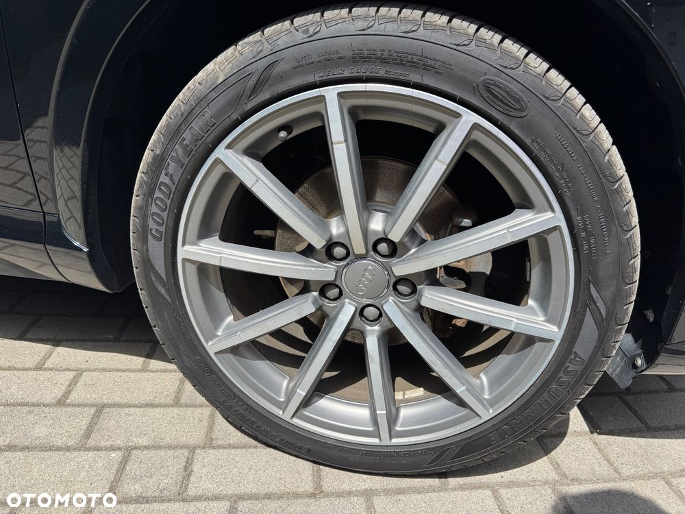 Audi Q3 - 23