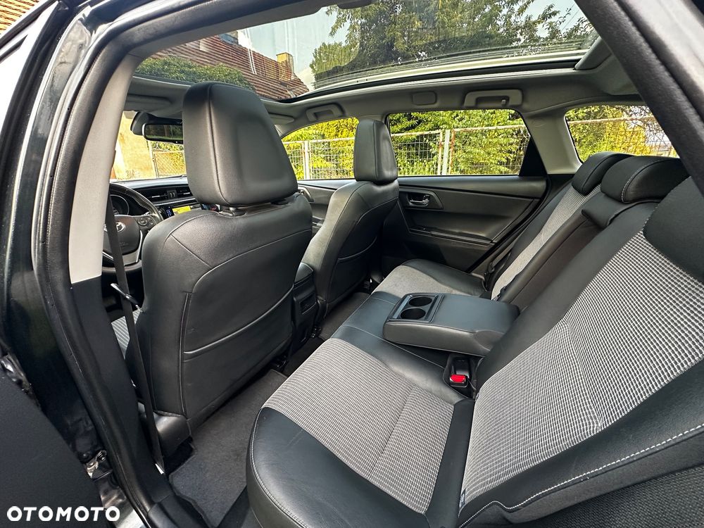Toyota Auris - 18