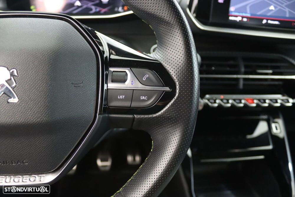 Peugeot 2008 PureTech 130 GT - 12