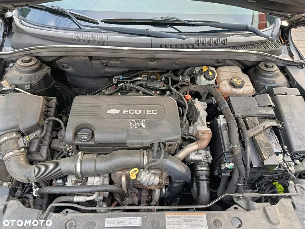 Chevrolet Cruze 1.7 LT - 13