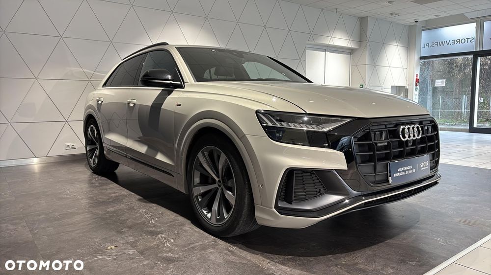 Audi Q8 - 7