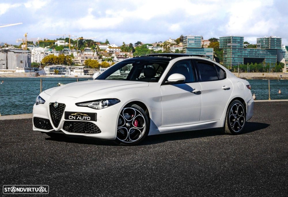 Alfa Romeo Giulia 2.2 D Ti AT8 - 4