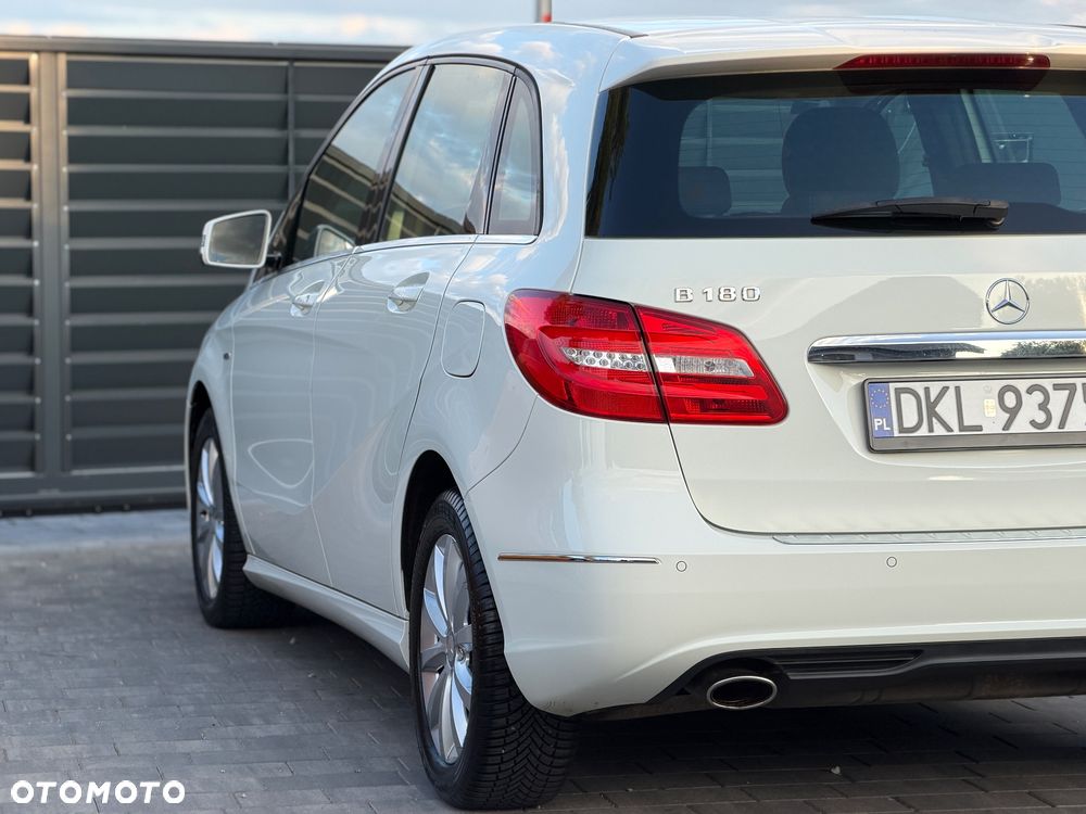 Mercedes-Benz Klasa B 180 - 30