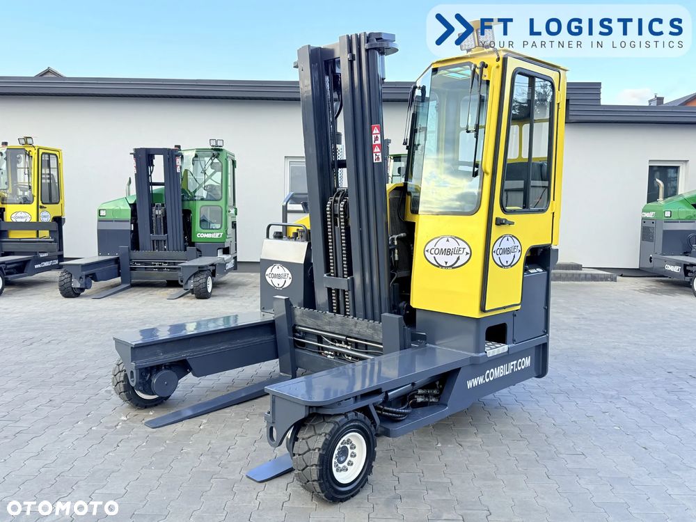 Combilift WÓZEK CZTEROKIERUNKOWY - WIELOKIERUNKOWY | COMBILIFT C4000 | DIESEL | TRIPLEX 5550MM | POZYCJONER WIDEL | WOLNY SKOK | NOWE OPONY | PO SERWISIE | STAN IDEALNY | Szeroka oferta wózków czterokierunkowych i bocznych, dopasowanych do różnorodnych potrzeb i zastosowań - 2