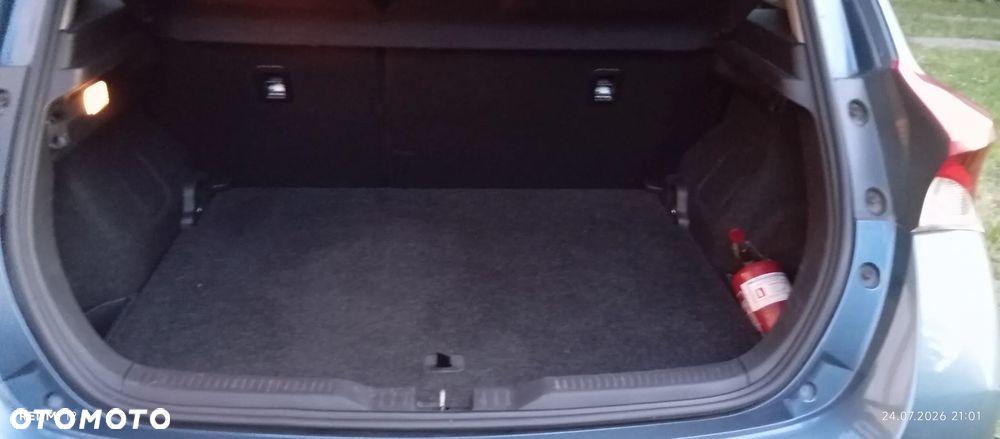 Toyota Auris 1.6 Premium Comfort - 8