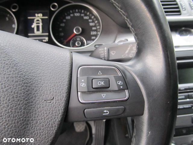 Volkswagen Passat 1.4 TSI BlueMotion Technology Comfortline - 19
